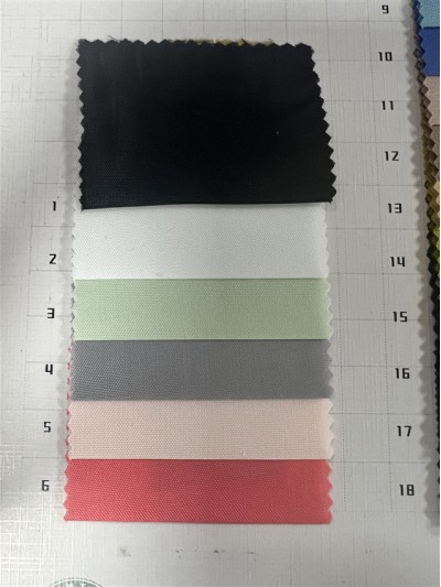 GZ-TY  再生210D防水PU   復合布  成分：100%P  工藝：RPET+防水+PU  幅寬：147CM   正面照